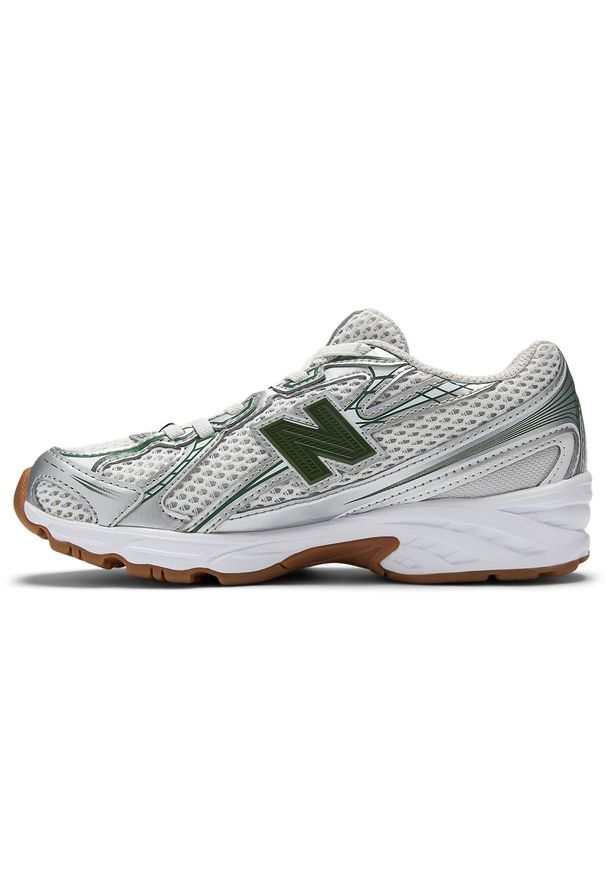 Buty dziecięce New Balance PZ740SF – srebrne. Okazja: na spacer, na uczelnię, na co dzień. Kolor: srebrny. Materiał: materiał, syntetyk, guma. Szerokość cholewki: normalna. Sport: turystyka piesza