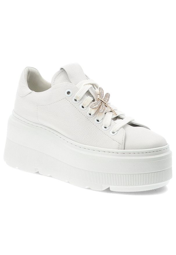 Sneakersy damskie Armodo, skóra naturalna sznurowana z ozdobną metalową ważką na sznurowadłach i grupę płaskiej podeszwie, białe, 1833-466. Kolor: biały. Materiał: skóra