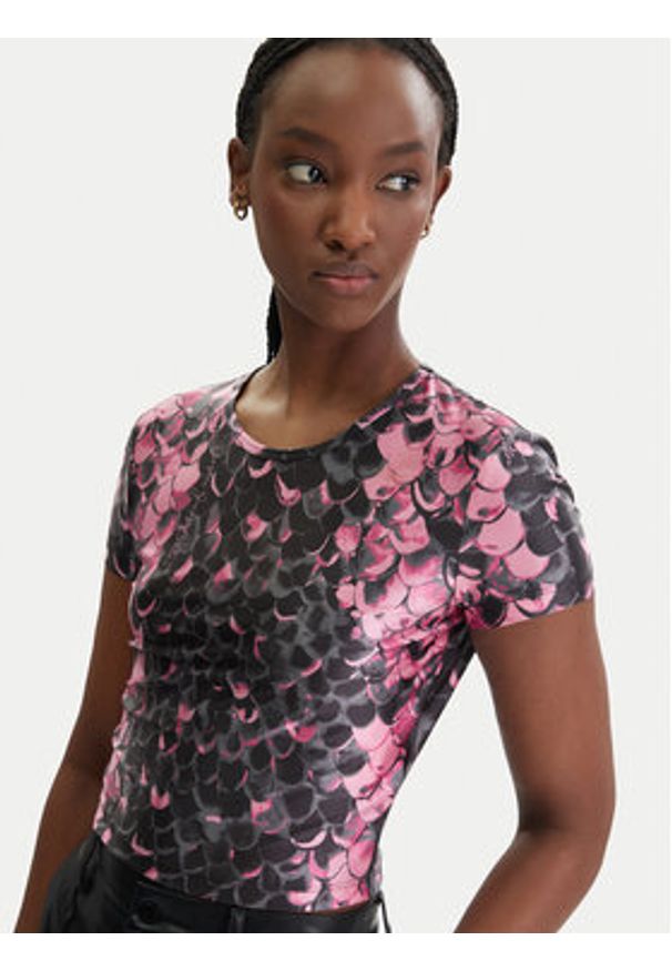 Versace Jeans Couture T-Shirt 80HAH602 JS552 Różowy Slim Fit. Kolor: różowy. Materiał: syntetyk