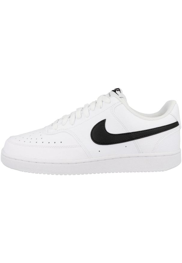 Buty męskie sportowe do chodzenia Nike COURT VISION LO NN. Kolor: biały, czarny, wielokolorowy. Materiał: syntetyk, tkanina, materiał. Model: Nike Court. Sport: turystyka piesza