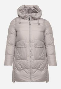 Born2be - Jasnoszara Długa Pikowana Kurtka z Nieodpinanym Kapturem Mevessia. Okazja: na co dzień. Kolor: szary. Materiał: jeans. Długość: długie. Styl: klasyczny, casual, elegancki #3