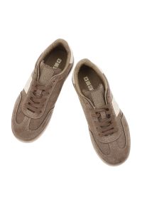 Big-Star - Sneakersy damskie Big Star, cholewka ze skóry ekologicznej z kontrastową wstawką klasyczne sznurowanie na płaskiej podeszwie, brązowe, TT274116. Okazja: na co dzień. Zapięcie: sznurówki. Kolor: brązowy. Materiał: skóra ekologiczna. Szerokość cholewki: normalna. Obcas: na płaskiej podeszwie. Styl: klasyczny #6