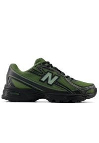 Buty młodzieżowe New Balance G740741 - zielone. Kolor: zielony. Materiał: materiał, syntetyk. Szerokość cholewki: normalna. Sezon: lato. Sport: turystyka piesza, fitness #1