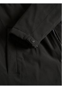 Matinique Płaszcz zimowy 30205571 Czarny Regular Fit. Kolor: czarny. Materiał: syntetyk. Sezon: zima