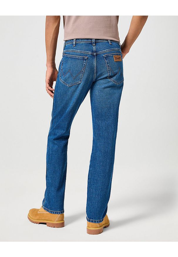 Wrangler - WRNAGLER MĘSKIE SPODNIE JEANSOWE TEXAS SUNDOWN BLUE 112358216 W121008833
