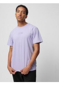 outhorn - T-shirt z haftem męski - fioletowy. Kolor: fioletowy. Materiał: materiał, bawełna, dzianina. Wzór: haft #8