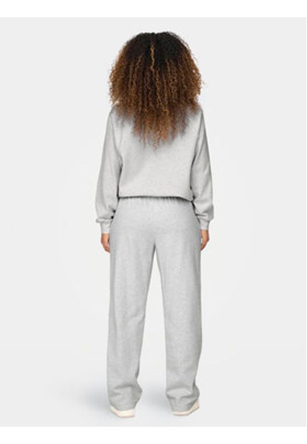 only - ONLY Spodnie dresowe Daze 15325981 Szary Regular Fit. Kolor: szary. Materiał: bawełna