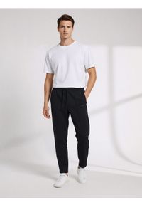 Sinsay - Spodnie jogger - czarny. Kolor: czarny #1