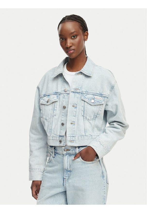 Calvin Klein Jeans Kurtka jeansowa LV047F680G Niebieski Cropped Fit. Kolor: niebieski. Materiał: bawełna
