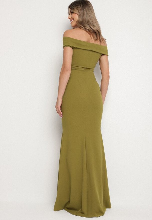Born2be - Jasnozielona Koktajlowa Sukienka z Hiszpańskim Dekoltem Erpollia. Okazja: na imprezę. Kolor: zielony. Styl: wizytowy