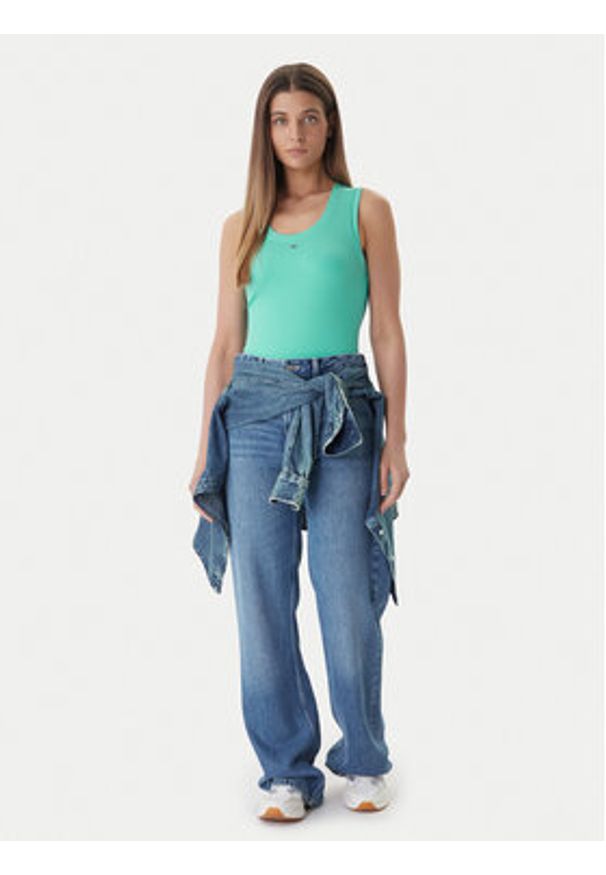 Tommy Jeans Top Essential DW0DW20673 Zielony Regular Fit. Kolor: zielony. Materiał: bawełna