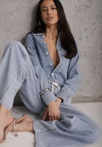 Renee - Niebieskie Szerokie Jeansy z Bawełną i Lyocellem i Wiązanym Sznurkiem Lailai. Okazja: na co dzień, na spacer. Kolor: niebieski. Styl: casual #1