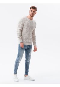 Ombre Clothing - Sweter męski z warkoczowym splotem E195 - biały - XXL. Okazja: na co dzień. Kolor: biały. Materiał: akryl, bawełna, jeans. Wzór: ze splotem. Styl: casual, elegancki, klasyczny