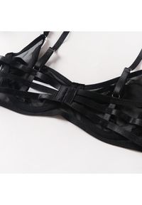 Intica - Pas do pończoch z zestawem na romantyczne wieczory Chihoko. Kolor: zielony. Materiał: materiał #9