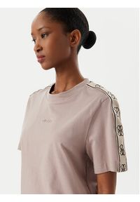 Guess T-Shirt V3RI08 I3Z14 Różowy Relaxed Fit. Kolor: różowy. Materiał: bawełna #4