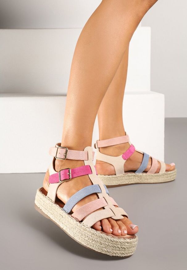 Born2be - Beżowo-Różowe Sandały Gladiatorki na Grubej Podeszwie z Plecionki Falerisa. Okazja: na co dzień. Nosek buta: otwarty. Kolor: beżowy. Styl: casual, elegancki
