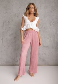 Renee - Różowe Plisowane Spodnie High Waist z Szerokimi Nogawkami Sedalia. Stan: podwyższony. Kolor: różowy. Materiał: satyna #4