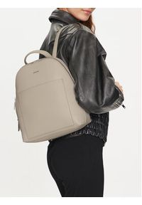 Calvin Klein Plecak Ck Must Dome Backpack K60K611363 Szary. Kolor: szary. Materiał: skóra #4