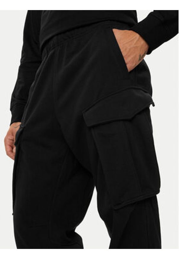 G-Star RAW - G-Star Raw Spodnie dresowe Rovic D24964 D566 6484 Czarny Relaxed Fit. Kolor: czarny. Materiał: syntetyk, bawełna