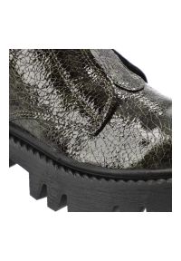 Zielone Botki Artiker Lakierowane Obuwie Damskie. Okazja: na co dzień. Kolor: zielony. Materiał: lakier. Wzór: aplikacja. Sezon: zima, jesień. Styl: casual, rockowy, elegancki #8