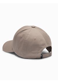 Ombre Clothing - Jednokolorowa czapka męska z daszkiem bejsbolówka – popielata V7. Kolor: szary. Materiał: bawełna. Wzór: ze splotem. Styl: klasyczny, sportowy, casual