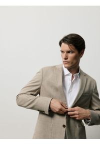 Reserved - Marynarka slim fit z wiskozą - brązowy. Kolor: brązowy. Materiał: wiskoza