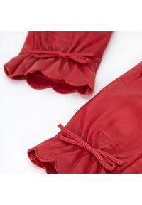Wittchen - Damskie rękawiczki skórzane z falbanką i kokardką czerwone. Kolor: czerwony. Materiał: skóra. Styl: elegancki #4