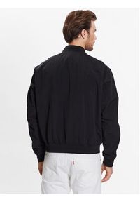 Calvin Klein Kurtka bomber Matt Crinkle Hero Bomber K10K111021 Czarny Regular Fit. Kolor: czarny. Materiał: syntetyk #2