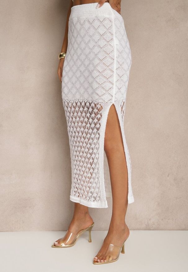 Renee - Jasnobeżowy Dzianinowy Komplet Top na Ramiączkach i Spódnica z Siateczkowej Tkaniny Tiarienne. Kolor: beżowy. Materiał: dzianina, tkanina