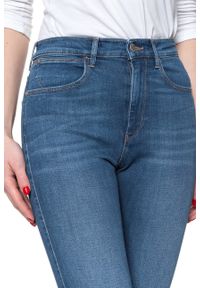 Wrangler - DAMSKIE SPODNIE JEANSOWE WRANGLER HIGH RISE SKINNY MID INDIGO W27HVQX8E. Okazja: na co dzień. Stan: podwyższony. Styl: casual, elegancki