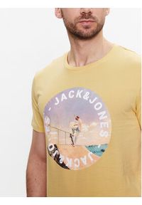Jack & Jones - Jack&Jones T-Shirt Gem 12221007 Żółty Regular Fit. Kolor: żółty. Materiał: bawełna