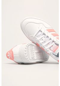 adidas Originals - Buty dziecięce Team Court J. Nosek buta: okrągły. Zapięcie: sznurówki. Kolor: biały. Materiał: syntetyk, materiał, skóra ekologiczna, guma. Szerokość cholewki: normalna #2
