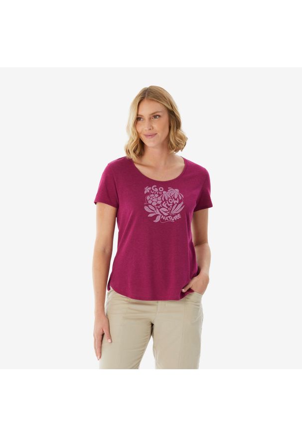 quechua - Koszulka turystyczna z krótkim rękawem damska Quechua NH500. Kolor: różowy, czerwony, wielokolorowy, fioletowy. Materiał: poliester, lyocell, bawełna, materiał. Długość rękawa: krótki rękaw. Długość: krótkie. Sport: turystyka piesza