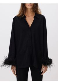 Reserved - Koszula z metalizowaną nitką - czarny. Kolor: czarny. Materiał: dzianina #1