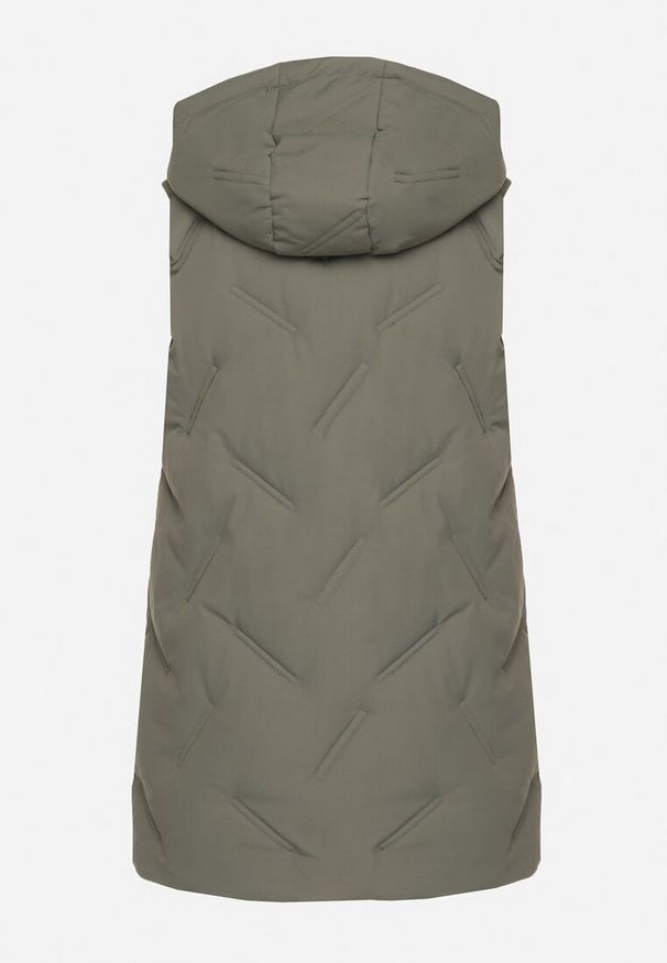 Born2be - Zielona Casualowa Kamizelka z Kapturem i Pikowanymi Przeszyciami Caletta. Okazja: na co dzień. Typ kołnierza: kaptur. Kolor: zielony. Materiał: jeans. Styl: casual