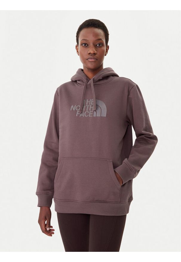 The North Face Bluza Drew Peak NF0A89EH Bordowy Regular Fit. Kolor: czerwony. Materiał: bawełna