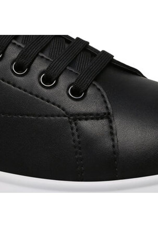 Armani Exchange Sneakersy XUX123 XV534 00002 Czarny. Kolor: czarny. Materiał: skóra