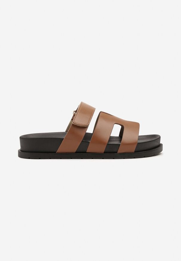 Born2be - Brązowe Klapki Wsuwane z Zapięciem na Rzep Ofiana. Okazja: na co dzień, na spacer. Kolor: brązowy. Materiał: len. Sezon: lato. Styl: casual, elegancki