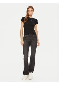 Guess Jeans T-Shirt W5RI57 KA0H1 Czarny Slim Fit. Kolor: czarny. Materiał: bawełna