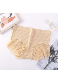 Intica - Koronkowe szorty damskie na co dzień Trix. Kolor: beżowy. Materiał: koronka. Wzór: gładki, koronka