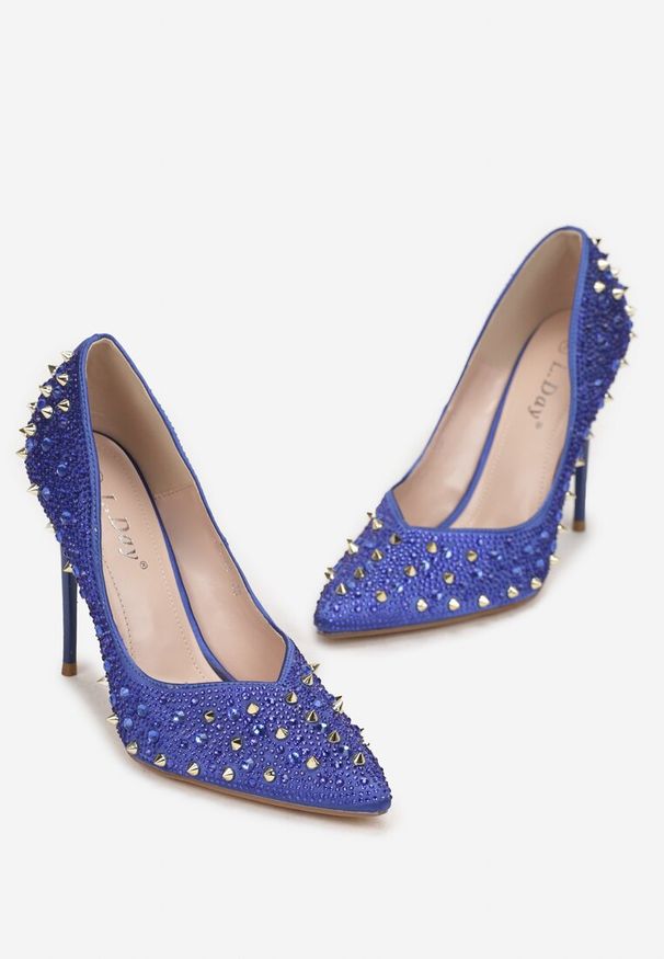 Renee - Niebieskie Szpilki Satynowe z Cyrkoniami Kimi. Nosek buta: szpiczasty. Kolor: niebieski. Materiał: satyna. Wzór: aplikacja. Obcas: na szpilce. Styl: glamour, elegancki. Wysokość obcasa: wysoki