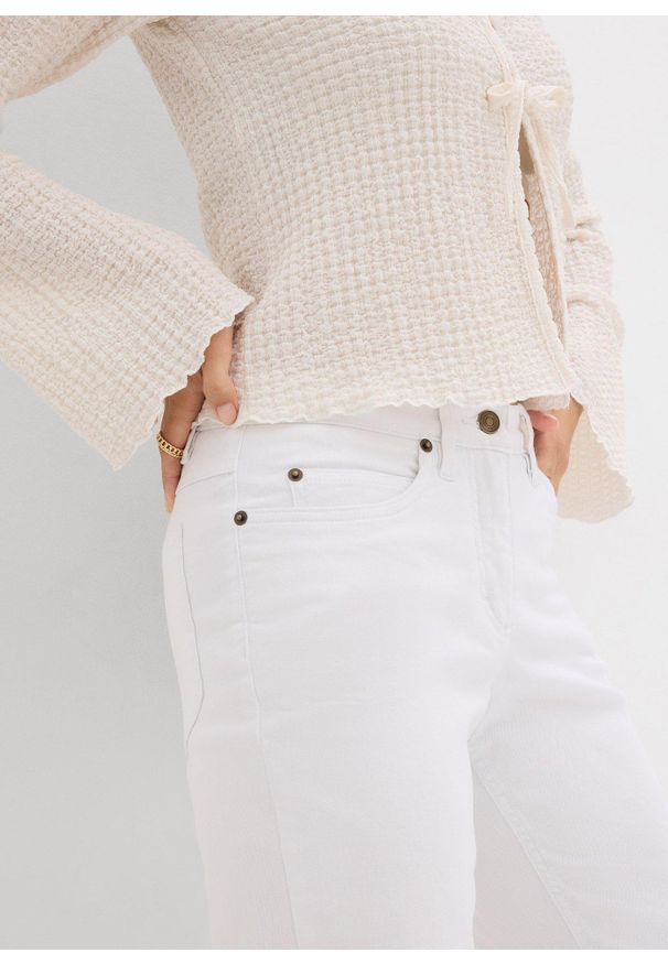 bonprix - Jeansy ze stretchem straight, mid waist. Kolor: biały