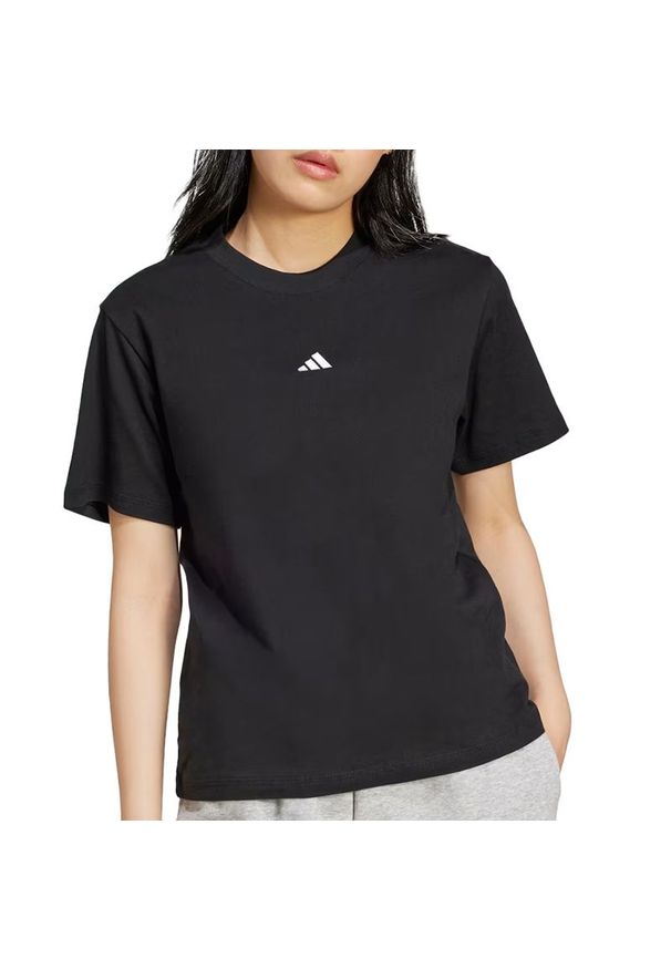 Adidas - Koszulka damska adidas Sportswear Essentials Small Logo JC5943 - czarna. Kolor: czarny. Materiał: bawełna. Długość rękawa: krótki rękaw. Długość: krótkie