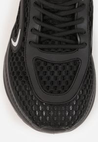 Born2be - Czarne Siateczkowe Buty Sportowe Sneakersy z Geometrycznymi Wstawkami Launret. Okazja: na co dzień, do pracy. Kolor: czarny. Materiał: jeans. Wzór: geometria. Sport: fitness #4