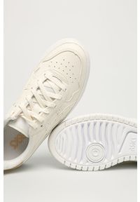 Asics - Buty Japan S PF. Nosek buta: okrągły. Zapięcie: sznurówki. Kolor: biały. Materiał: syntetyk, materiał, skóra ekologiczna, guma. Szerokość cholewki: normalna. Obcas: na obcasie. Wysokość obcasa: średni #2
