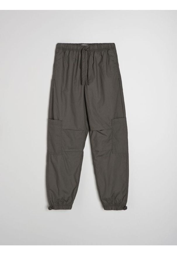 Sinsay - Jeansy jogger cargo - szary. Kolor: szary