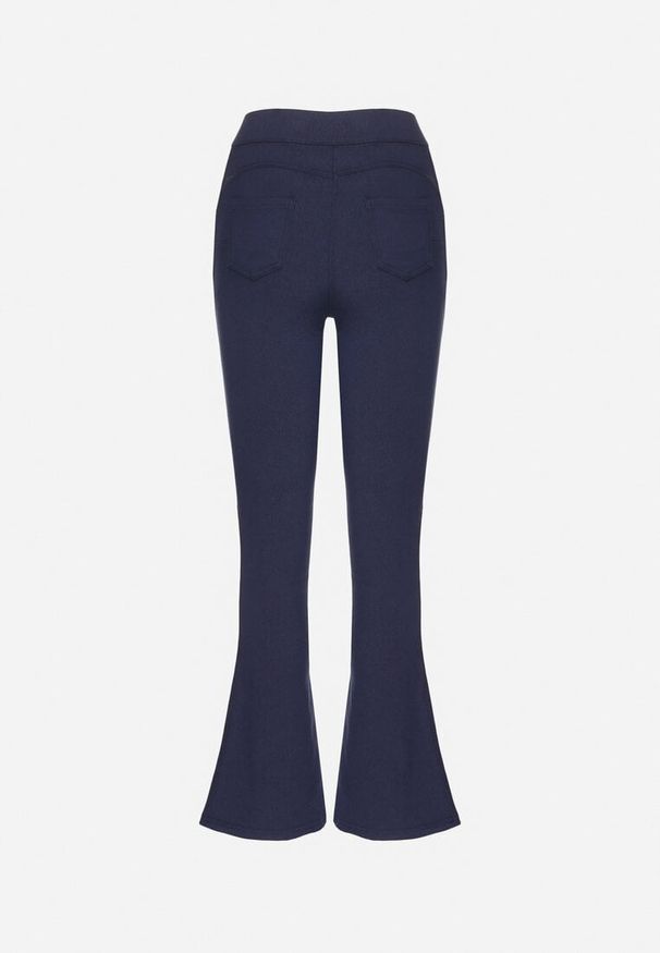 Born2be - Niebieskie Spodnie Dzwony z Dodatkiem Bawełny Ozdobione Guzikiem Miavonnae. Okazja: na co dzień. Kolor: niebieski. Materiał: bawełna. Wzór: aplikacja. Styl: klasyczny, wizytowy, elegancki, casual, sportowy