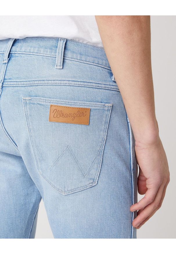 Wrangler - SPODNIE MĘSKIE WRANGLER BRYSON CLEAR BLUE W14XZH280 112126764