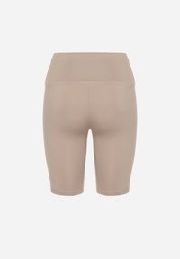 Born2be - Beżowe Szorty Kolarki z Wysokim Stanem Nalirelle. Okazja: na co dzień. Stan: podwyższony. Kolor: beżowy. Styl: klasyczny, elegancki, casual #4