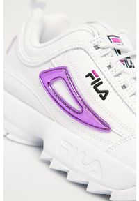 Fila - Buty Disruptor. Nosek buta: okrągły. Zapięcie: sznurówki. Kolor: biały. Materiał: syntetyk, materiał, skóra ekologiczna, guma. Szerokość cholewki: normalna. Obcas: na obcasie. Wysokość obcasa: średni #5